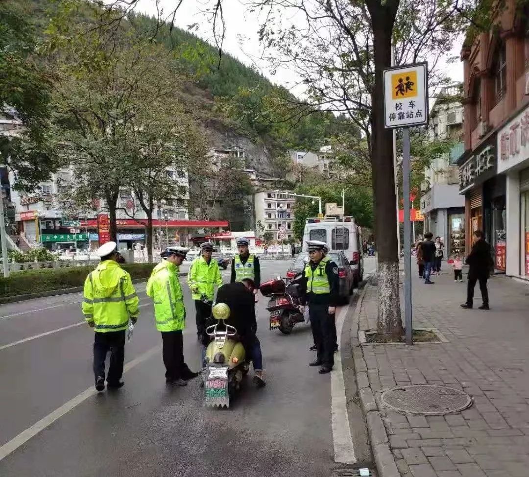 重慶：未上牌電動自行車禁止上路，交巡警将持續開展整治行動